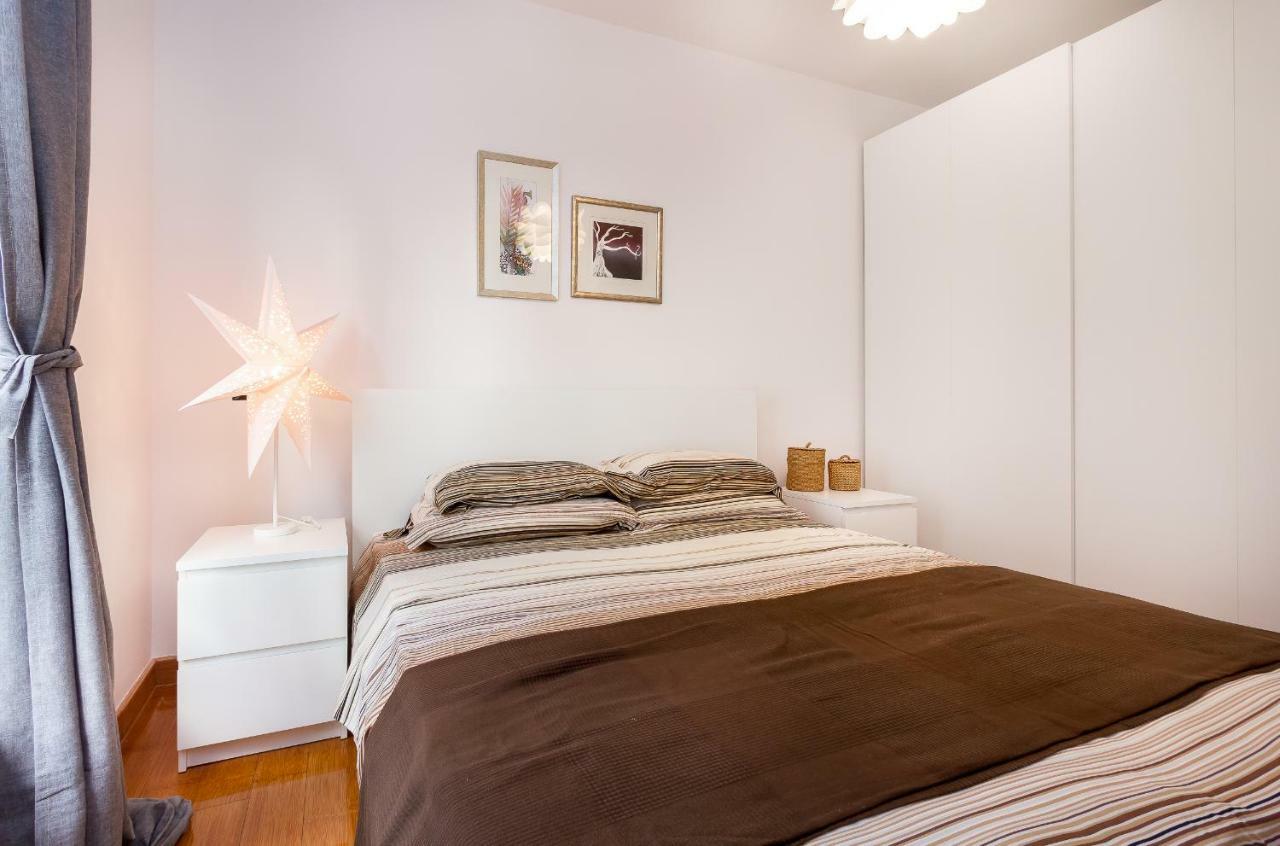 City Stylish Apartment Pola Esterno foto