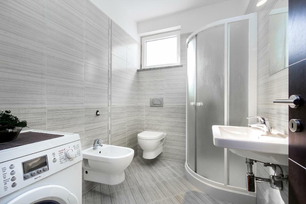 City Stylish Apartment Pola Esterno foto