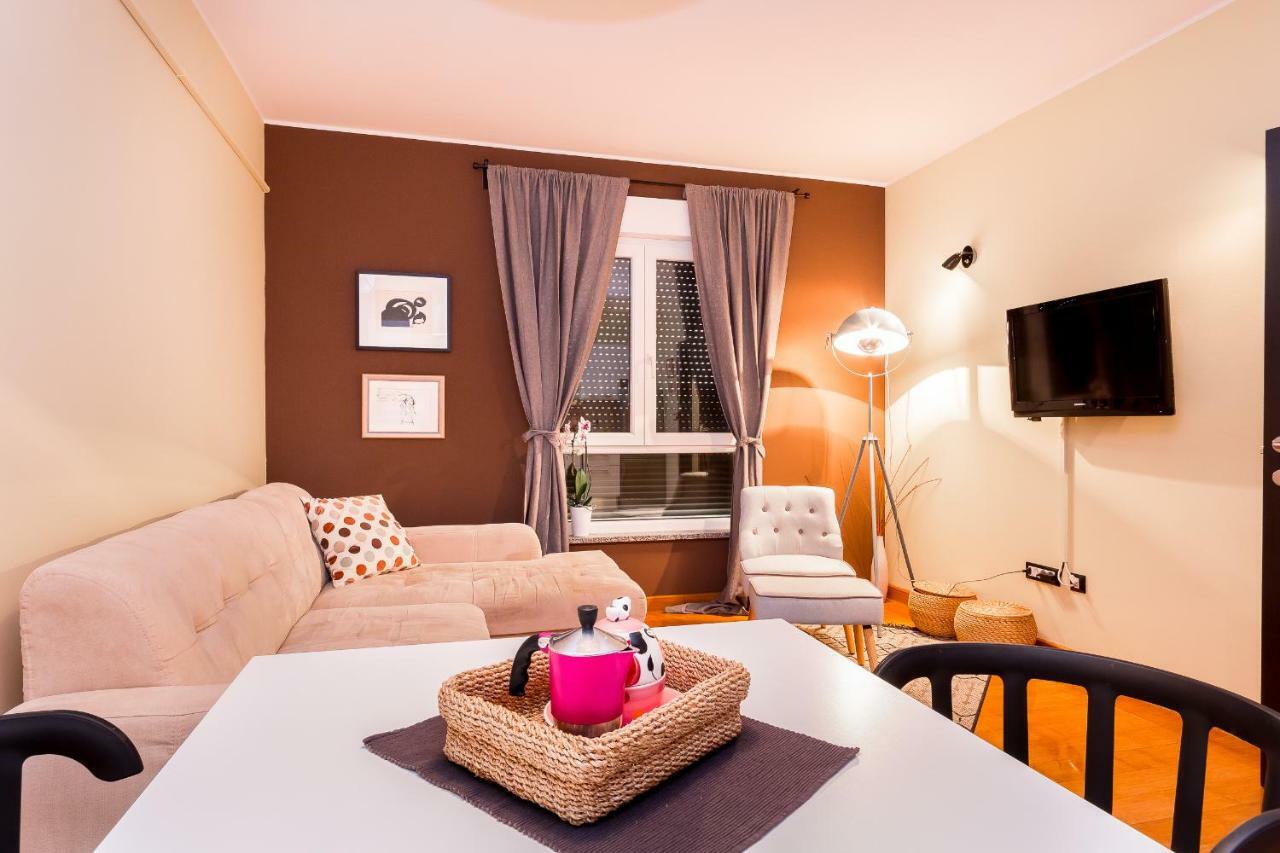 City Stylish Apartment Pola Esterno foto