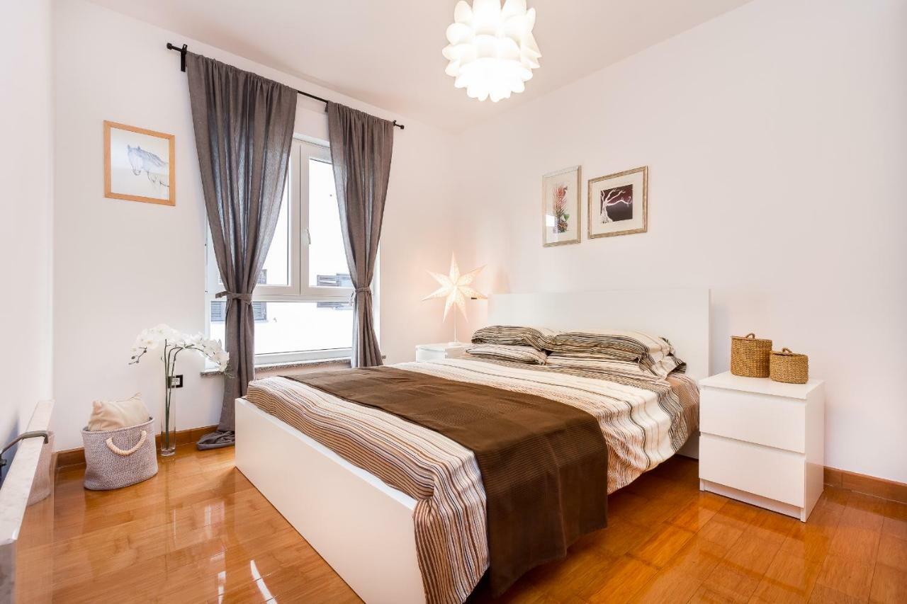 City Stylish Apartment Pola Esterno foto
